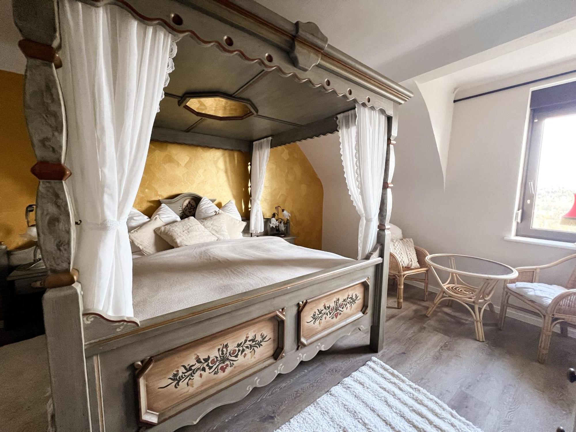 Villa Ueberblick Nalbach Bagian luar foto