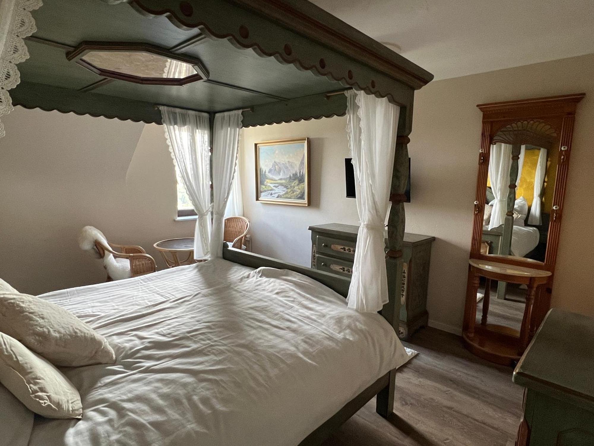 Villa Ueberblick Nalbach Bagian luar foto